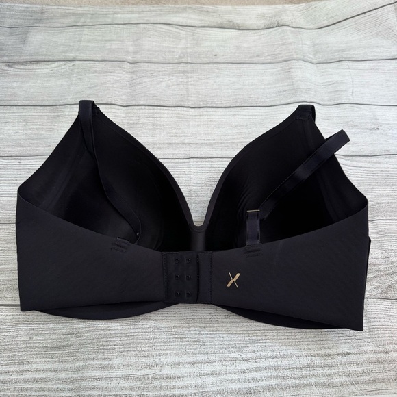 Knix NWT Wingwoman Black Bra - Picture 5 of 7